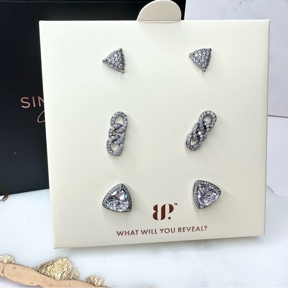 Bomb Party 2024 Simply Stud Earrings Perfection Found RBP9069 NWT - Picture 1 of 5